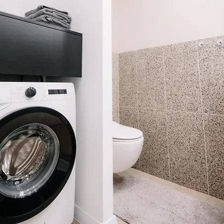 Million Lights Park Parking Apartman Łódź